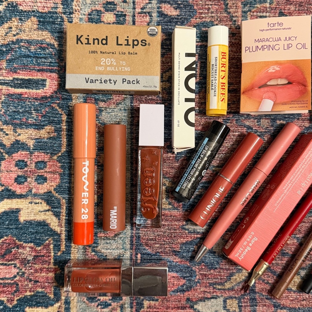 Lip Bundle - Picture 2 of 3